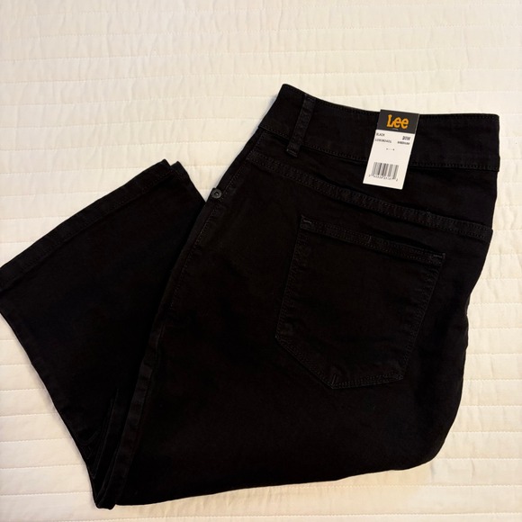 Lee Denim - Lee Jeans Instantly Slims Black Relaxed Fit Straight Leg Jean Womens 20W NWT
